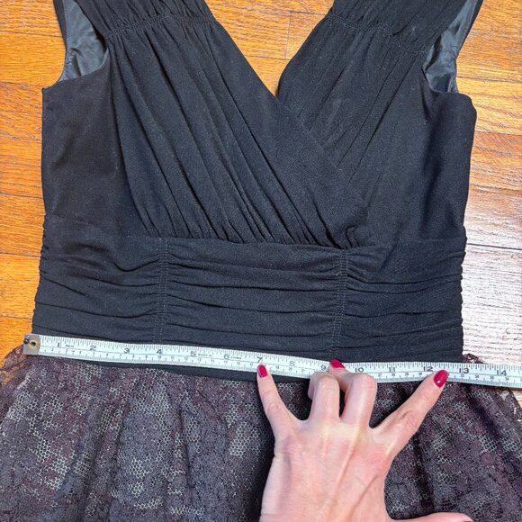 Vintage 1950 Lace and Velvet Holiday Prom Special Occasion Dress  Small - Picture 10 of 16